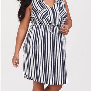TORRID NAVY STRIPE CHALLIS SHIRT DRESS